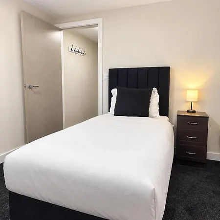 Apartment Living - 1-bedroom Bradford (West Yorkshire)